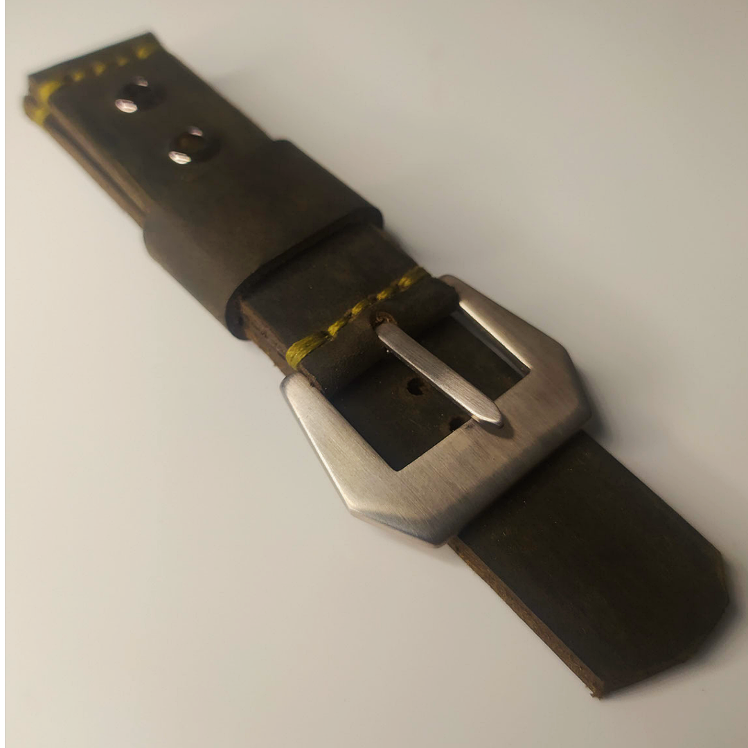 Correa de muñeca de 22 mm de cuero verde oscuro desgastado y costuras verde lima