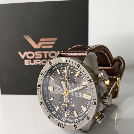 Avión de guerra Vostok Europe Almaz Titanium 6S11-320H521 usado